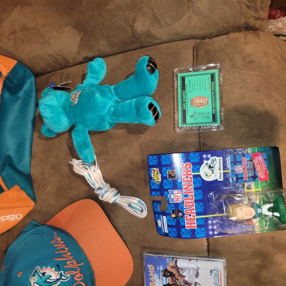 Dolphins Collection - Picture 10 of 10